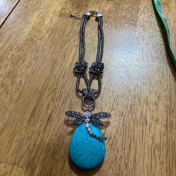 Beautiful necklace 10” - Picture 3 of 6